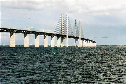 Øresundsbron er den nye fastlandsforbindelsen mellom Sverige og Danmark og symbolet på samarbeidsviljen i regionen. Foto T…