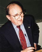 Bernhard Lown, grunnlegger av International Physicians for the Prevention of Nuclear War (IPPNW) lanserte mottoet Star…