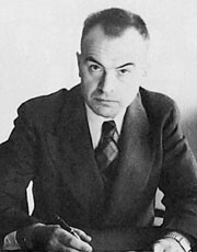 Figur 3   Karl Evang fikk flyktningsaken som en av sine første oppgaver som nyutnevnt medisinaldirektør i 1939. Foto privat