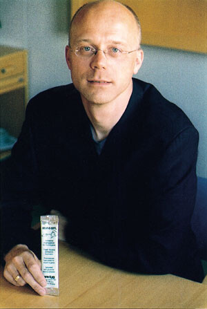 Bjørn G. Iversen leder det praktiske arbeidet med å kartlegge omfanget av Pseudomonas-smitte. Foto T. Sundar