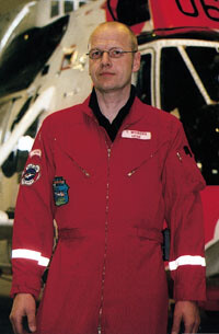 Torben Wisborg har det medisinske ansvaret for redningshelikopteret stasjonert i Banak i Finnmark. Begge foto T. Sundar