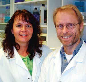 Postdoktor Bodil Kavli og professor Geir Slupphaug har studert molekylære mekanismer ved antistoffmodning. Foto Ottar…
