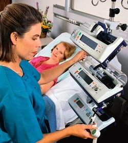 Elektroniske apparater er et betydelig støyelement ved sykehus. Foto Doctors and Medicine