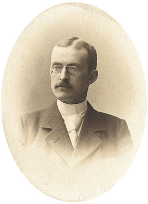 Figur 3  Peter F. Holst (1861&thinsp;&ndash;&thinsp;1935) var Ibsens lege i perioden 1902&thinsp;&ndash;&thinsp;03. Fotografi fra omkring 1905. Foto privat