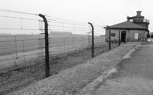 I Buchenwald utførte nazistene medisinske eksperimenter på levende fanger. Illustrasjonsfoto © Ira Nowinski/Corbis/SCANPIX