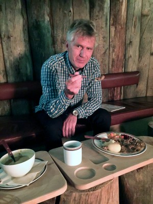 HOLDT LØFTET: Lars Lien, leder av Norsk psykiatrisk forening, holdt løftet sitt  –  og ble psykiater før fylte 50 år. Foto:…