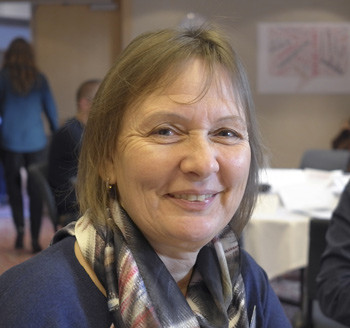 ERFARINGSUTVEKSLING: – Det er nyttig med en samling av både erfarne og nye ledere, sier Mette Lerfaldet. Foto: Ellen Juul…