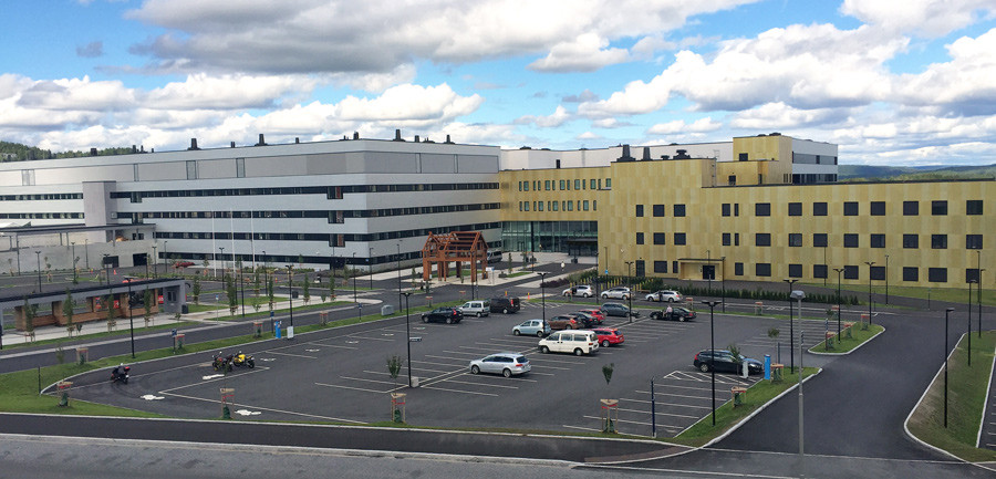 Figure 1 A brand new Norwegian hospital for somatic medicine (left) and psychiatry (right). Photo: Journal of the Norwegian…