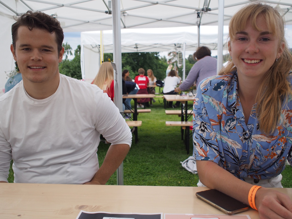 Mikkel Eid (23) og Ksenia Gorlova (19) ser fram til &aring; begynne &aring; studere medisin, selv om det blir et litt annerledes&hellip;