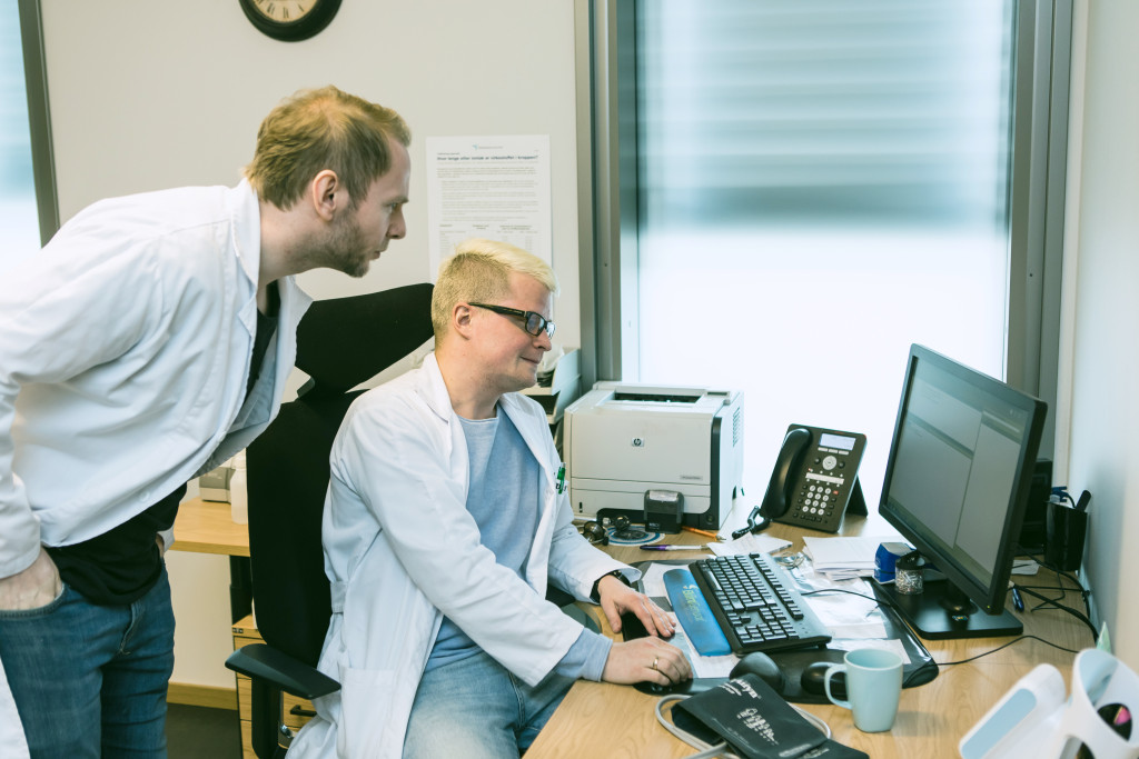 ANBEFALER FASTLEGEPRAKSIS: Mange fag kan læres på et fastlegekontor. Foto: Legeforeningen/Thomas Barstad Eckhoff