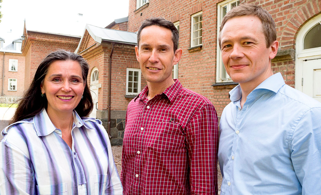 De tre f&oslash;rsteforfatterne av artikkelen Mette Kalager (t.v.), &Oslash;yvind Holme, Magnus L&oslash;berg. Foto: Anita Aalby