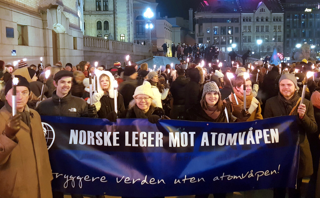 Norwegian Physicians against Nuclear Weapons in the torchlight procession for Nobel Peace Prize laureate International…