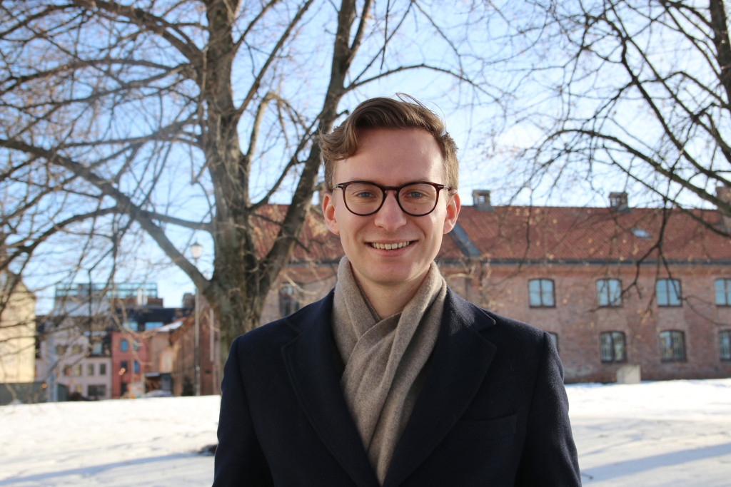 SPENNENDE TIDER: Øystein Ohr håper regjeringen øker antallet LIS1-stillinger. Foto: Lise B. Johannessen