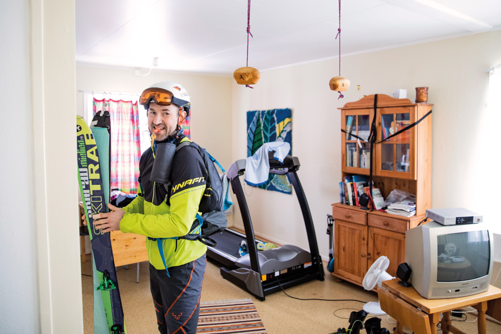Når Bjarte Skille ikke jobber, bruker han tiden på å stå på ski. Ofte legger han inn en tur på formiddagen, før han går på…