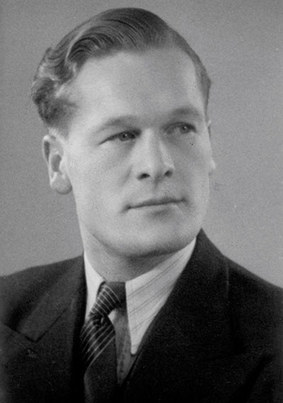 Figur 1 H&aring;kon Barkve i Z&uuml;rich, Sveits ca. 1946. Fotoeier: Tor Barkve