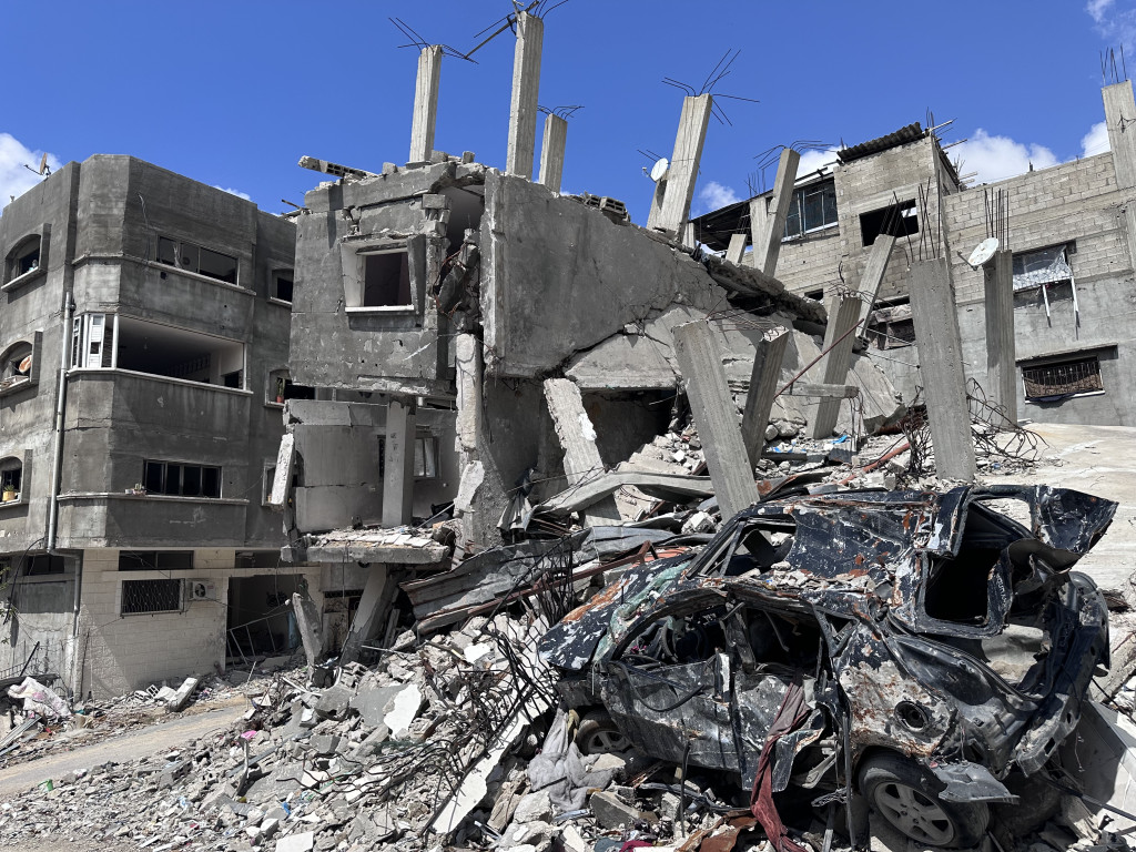 – Mer eller mindre hele Gaza er bombet. Det er ingenting som fungerer av infrastruktur. Veier og alt er ødelagt. Foto: Geir…