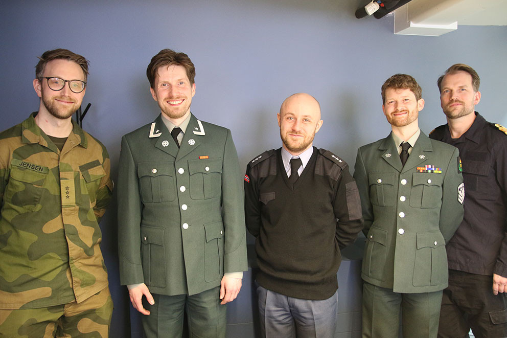 I UNIFORM: Styret samlet på Legenes hus for sitt første fysiske møte. Fra venstre: Thomas Jensen, Jan Ulrik Opstad Sinding,…