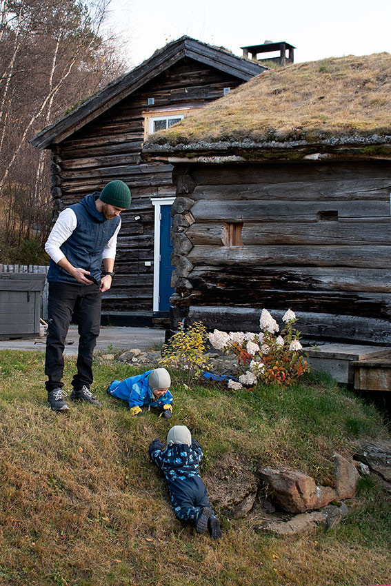 PR&Oslash;VE OG FEILE: &ndash; Som barn m&aring; man gjennom litt knall og fall, smerter og kanskje ogs&aring; fryse litt, sier Ole. Foto: Tori&hellip;